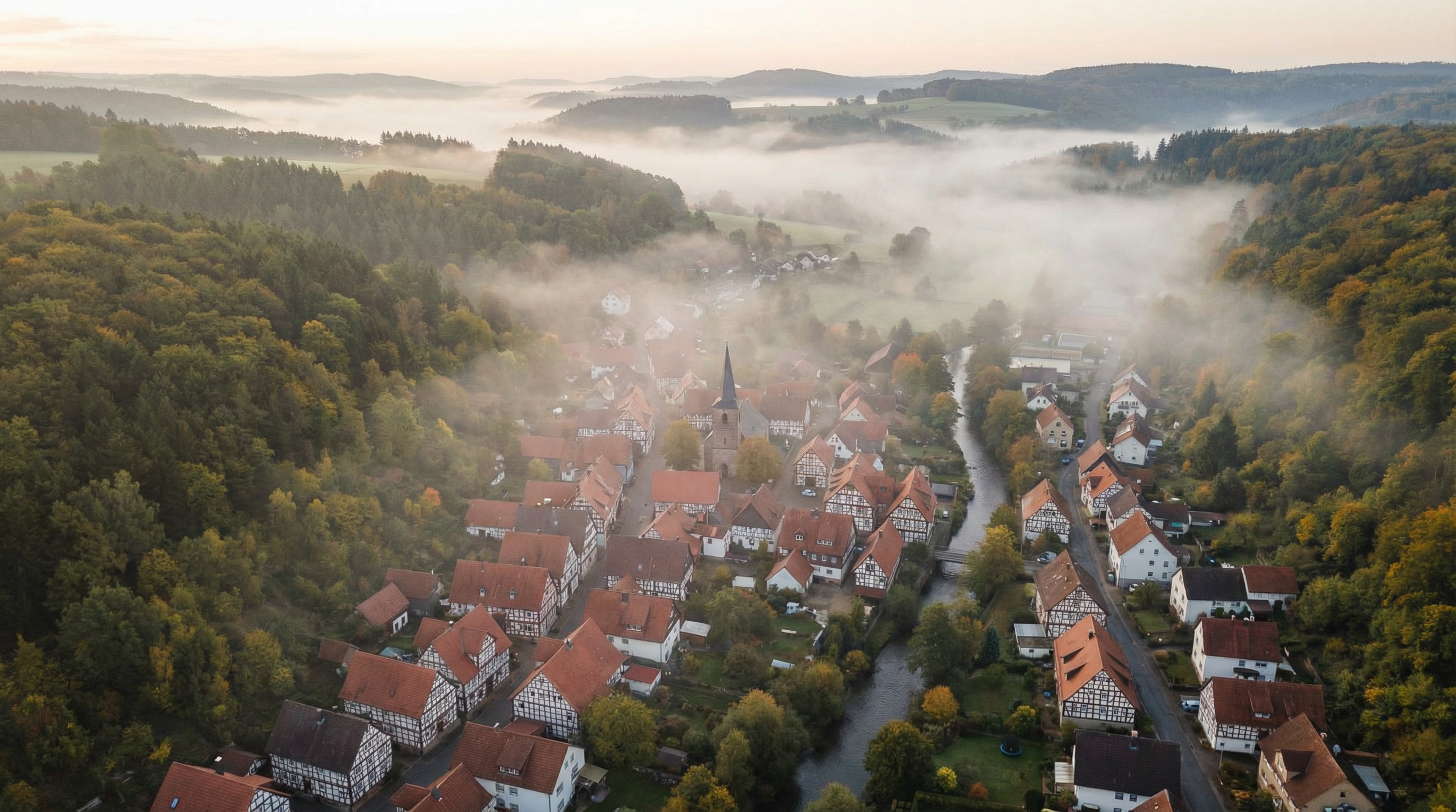 Deutsches Dorf aus der Vogelperspektive